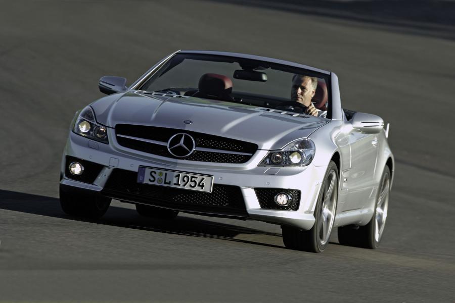  Mercedes-Benz SL63 AMG 2009 года  (фото 31 из 43)